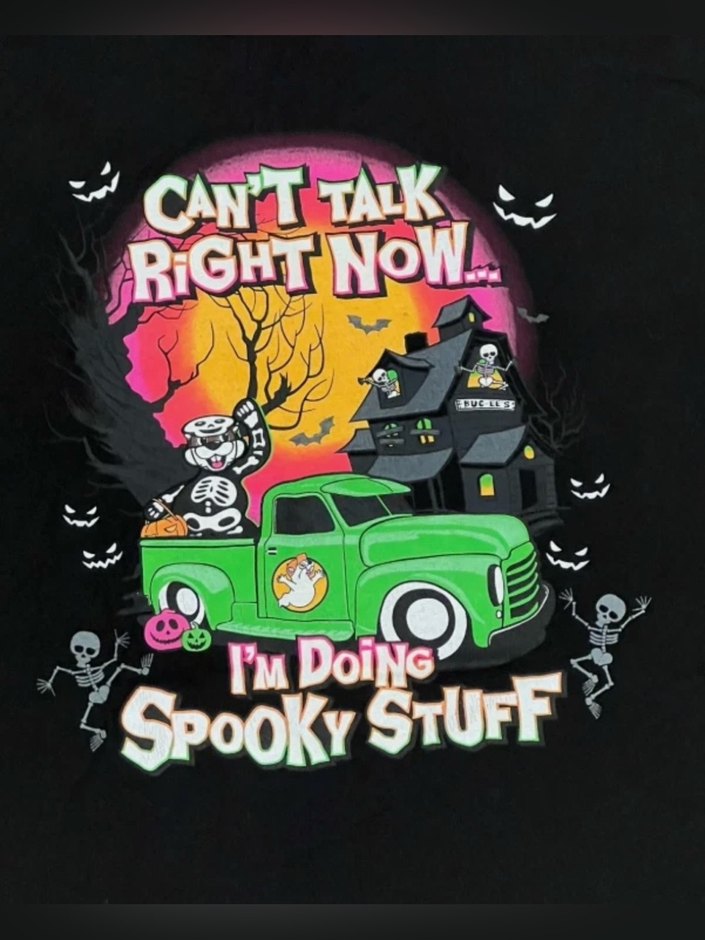 XL Mens BUCEES Black Spooky Stuff Halloween Tee Shirt Top Buc-ee's 2022 Skeleton